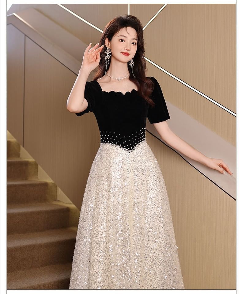 Short-Sleeve Square-Neck Two-Tone Sequined A-Line Evening Gown