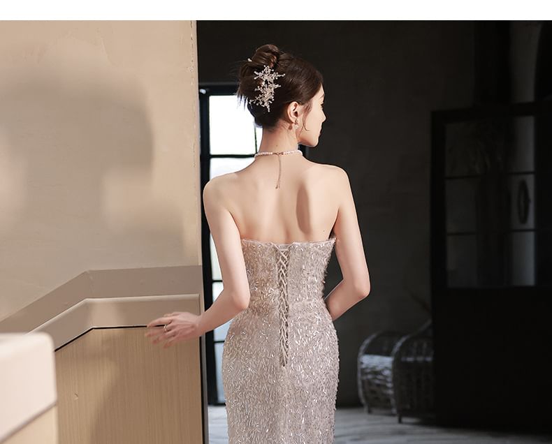 Strapless Sequined Mermaid Evening Gown / Fluffy Cape