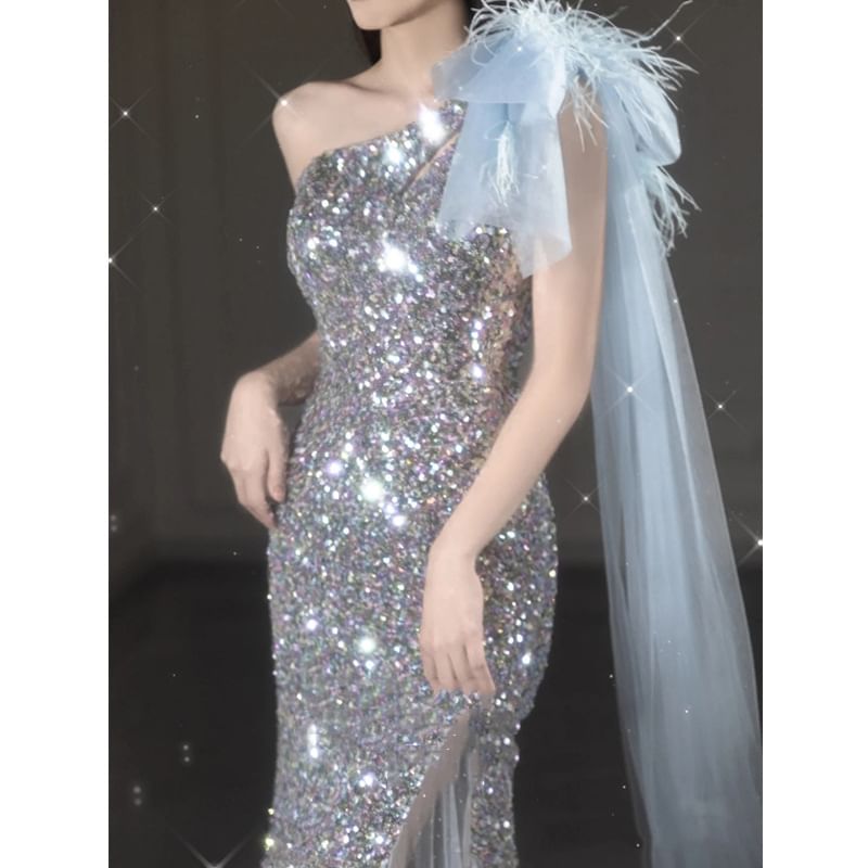 One-Shoulder Asymmetrical Sequined Mesh Panel Bodycon Evening Gown