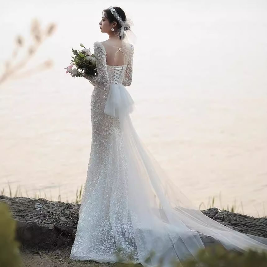 Long-Sleeve Square-Neck Bow Back Lace Mermaid Wedding Gown