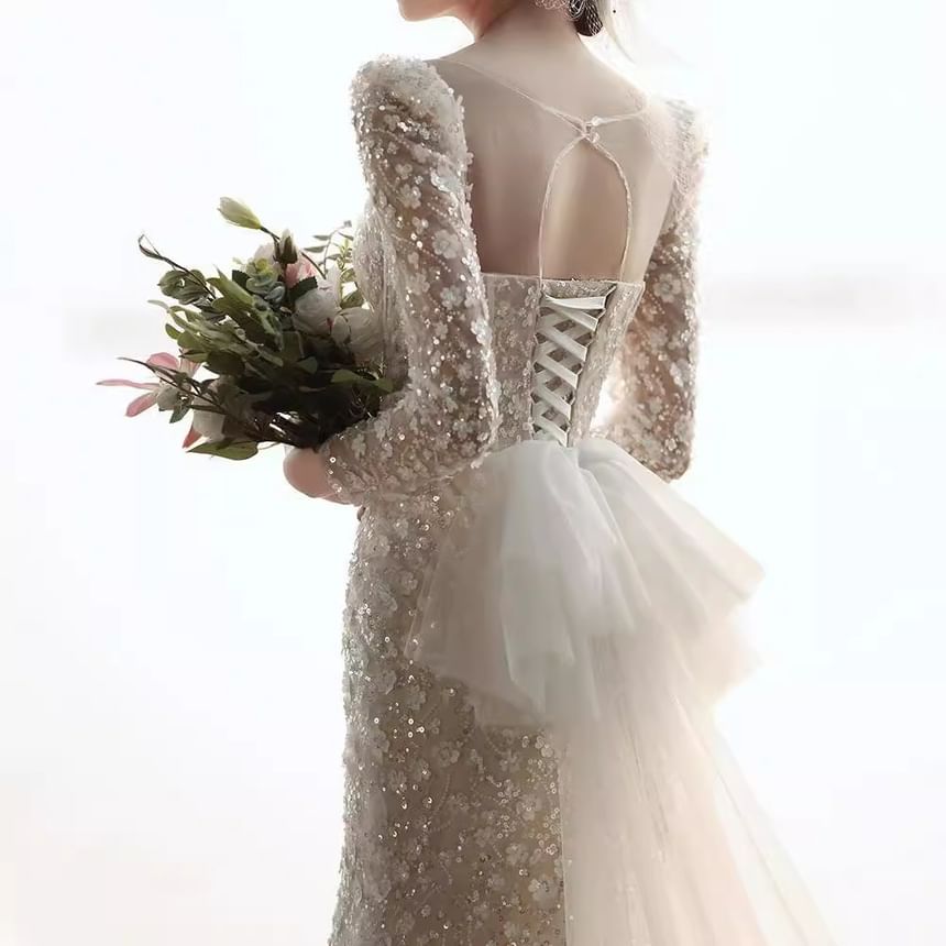 Long-Sleeve Square-Neck Bow Back Lace Mermaid Wedding Gown