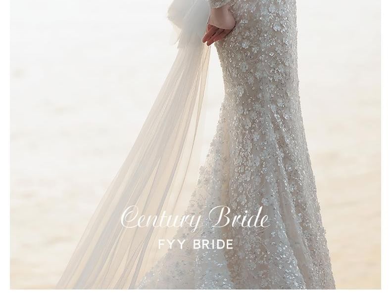 Long-Sleeve Square-Neck Bow Back Lace Mermaid Wedding Gown