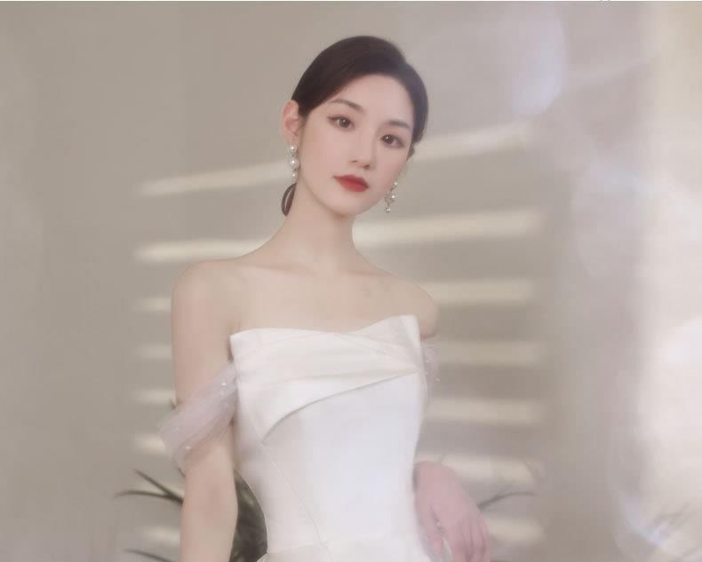 Off-Shoulder Mesh Panel A-Line Wedding Gown