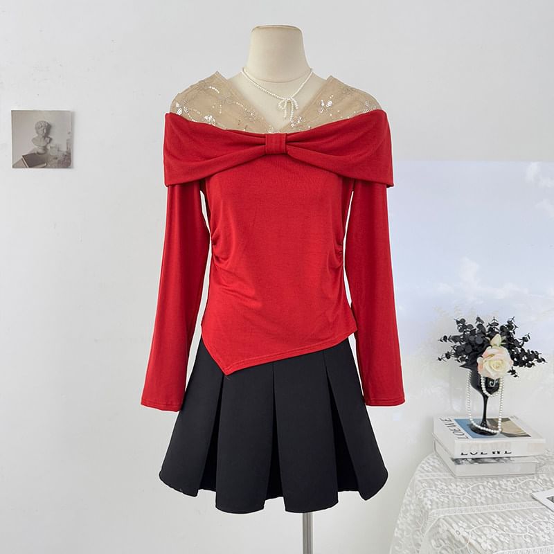Glitter Asymmetric-Hem V-Neck Long Top