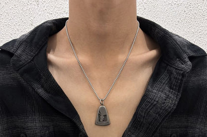 Metal Pendant Necklace