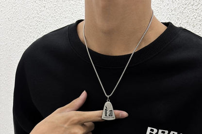 Metal Pendant Necklace