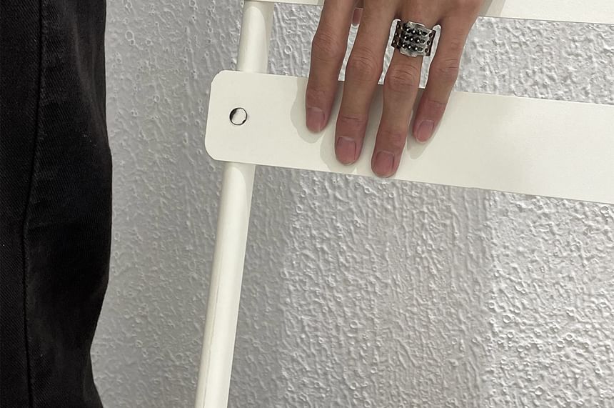 Metal Ring