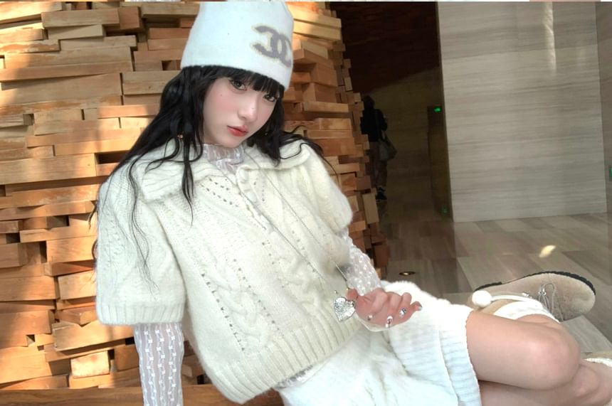 Extended Sleeve Mock Neck Lace Top / Short Sleeve Polo Sweater