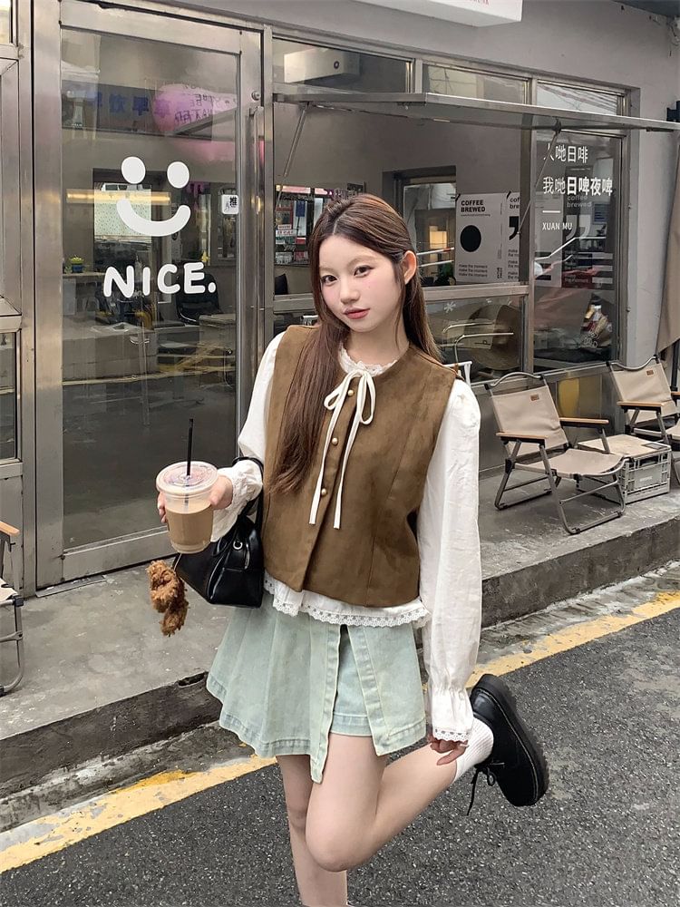 Crew Neck Button Up Vest / Extended Sleeve Tie Neck Lace Blouse