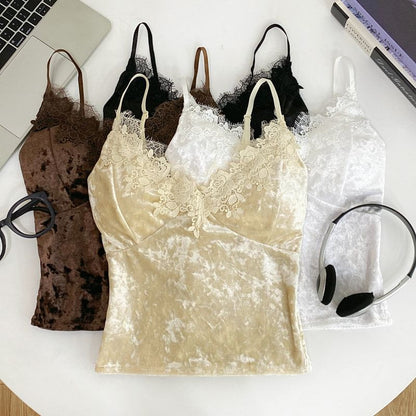 Lace Trim V-Neck Crop Camisole
