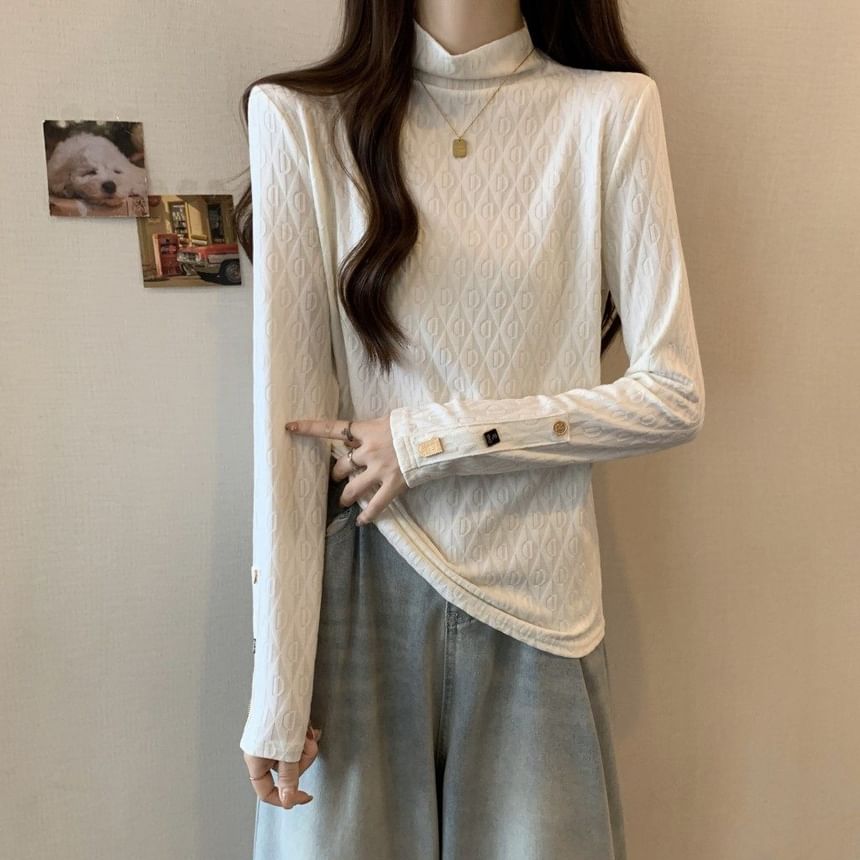 Textured Mock Neck Long Sleeve Pullover in Solid Tone