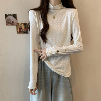 Textured Mock Neck Long Sleeve Pullover in Solid Tone