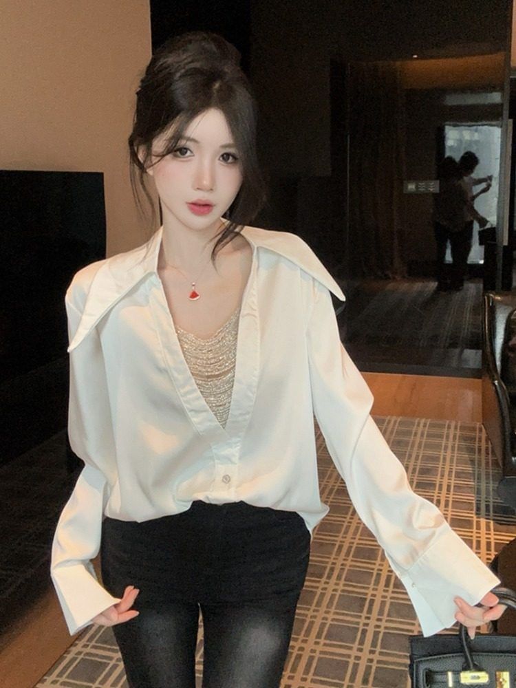 Beaded Pointed Collar Long Sleeve Shirt