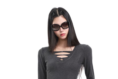 Extended-Sleeve V-Neck Cutout Cotton Tee