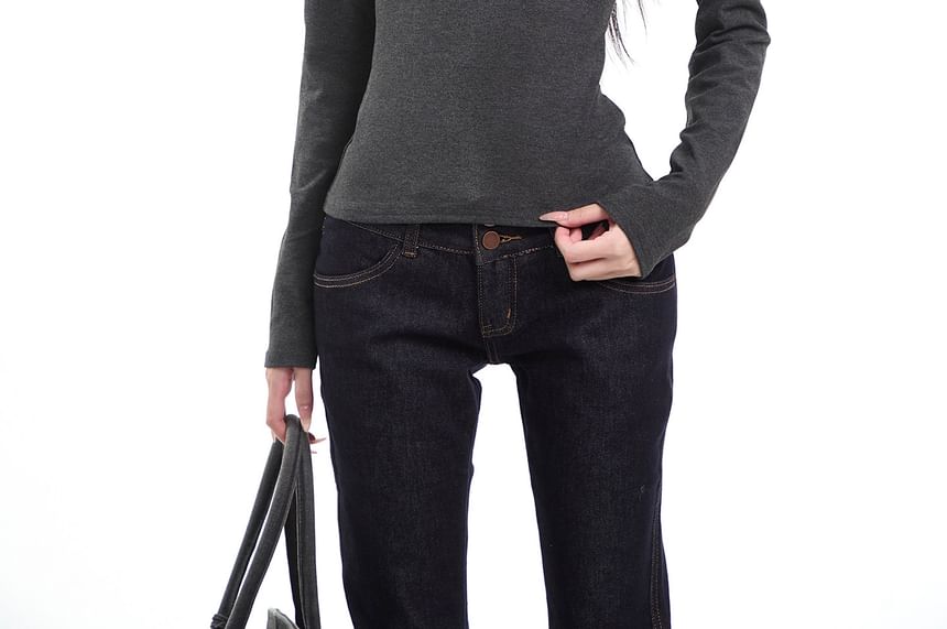 Extended-Sleeve V-Neck Cutout Cotton Tee