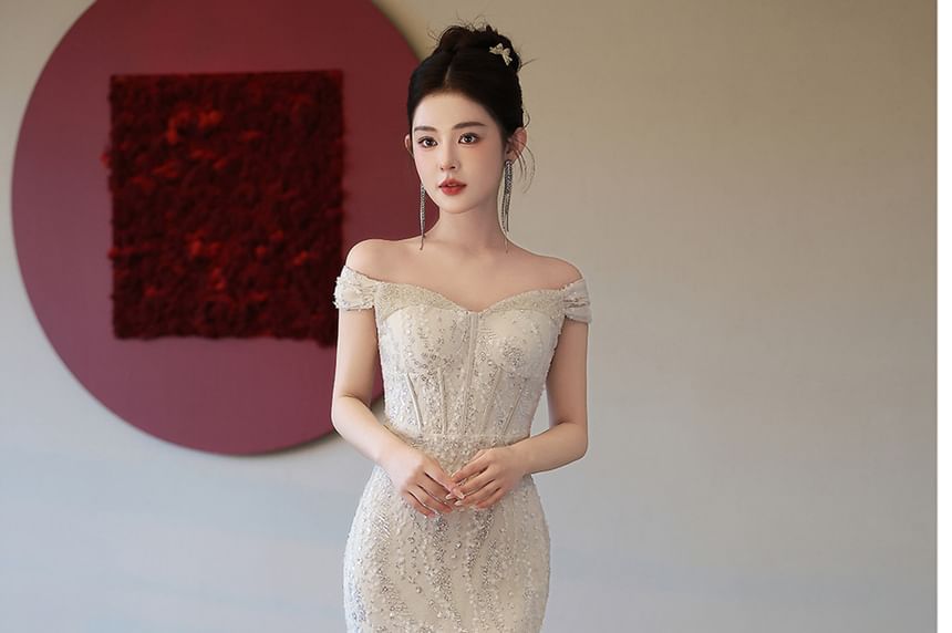 Off Shoulder Plain Rhinestone Glitter Sheath Evening Gown