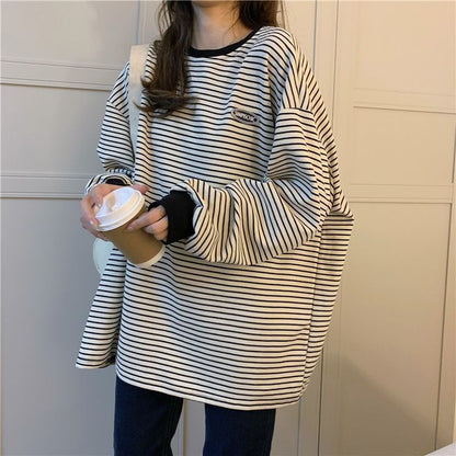 Striped Round Neck Oversized Sweatshirt
