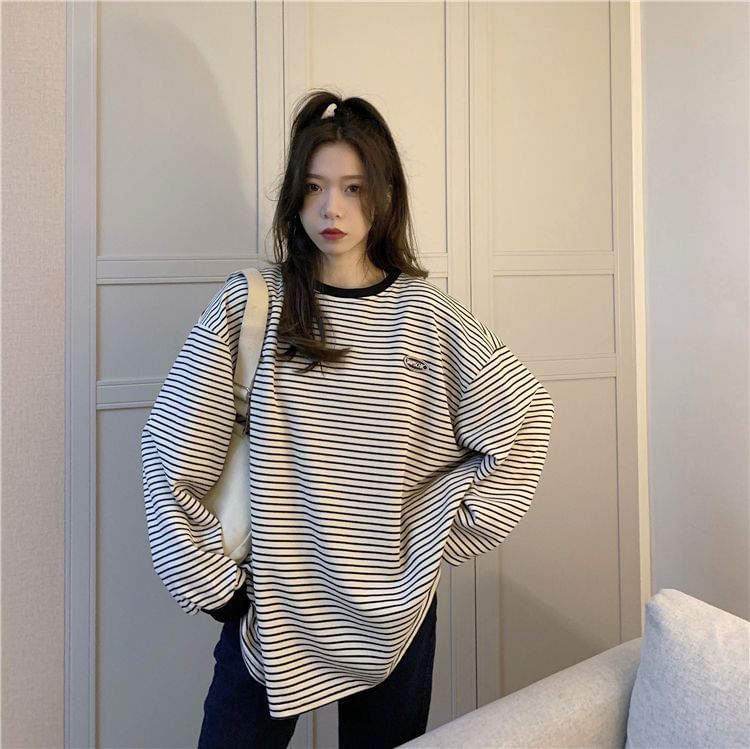Striped Round Neck Oversized Sweatshirt