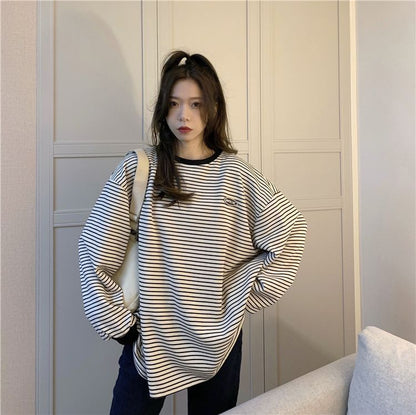 Striped Round Neck Oversized Sweatshirt