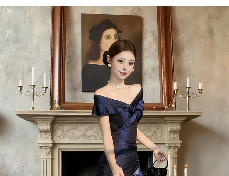 Off-Shoulder Plain Ruffle Trim Mermaid Evening Dress