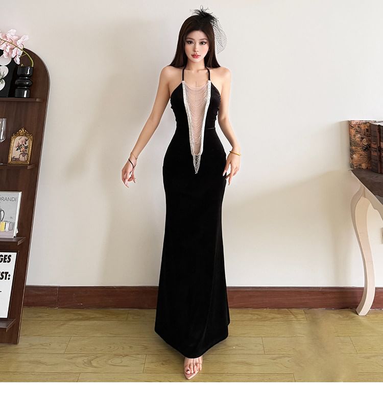 Halter Neck V-Neck Glitter Mermaid Evening Gown