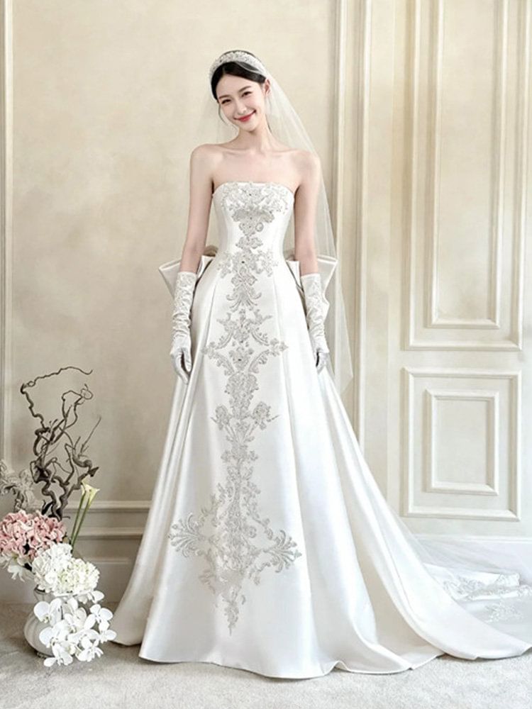 Strapless Floral Applique Bow Back A-Line Wedding Gown