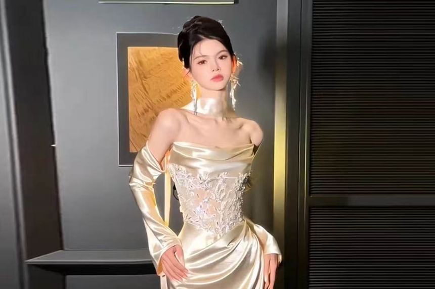 Off-Shoulder Lace Panel Satin A-Line Evening Gown