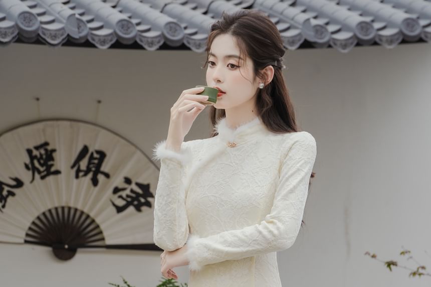 Long-Sleeve Fluffy Trim Midi A-Line Qipao