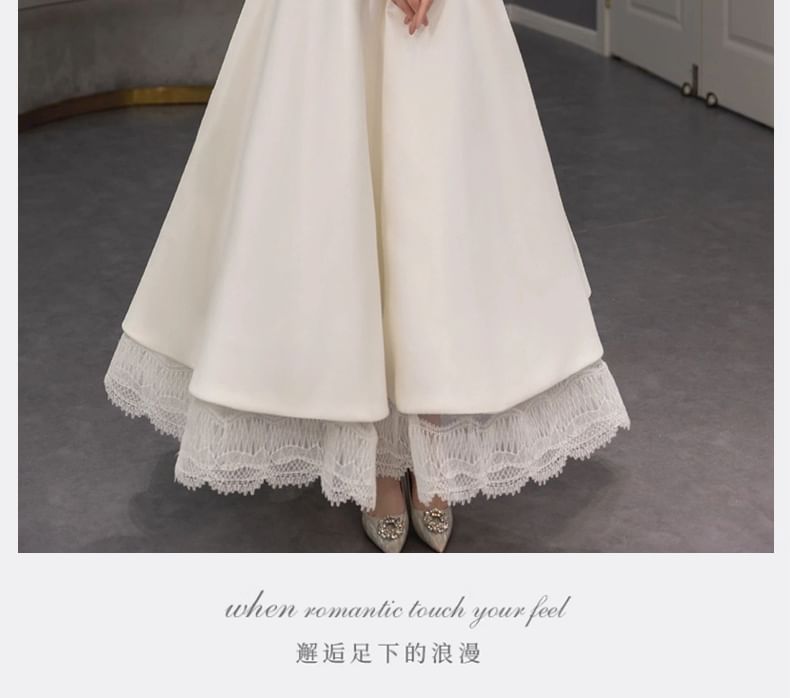 3/4-Sleeve Square-Neck Lace Trim A-Line Wedding Gown