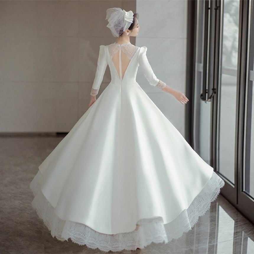 3/4-Sleeve Square-Neck Lace Trim A-Line Wedding Gown