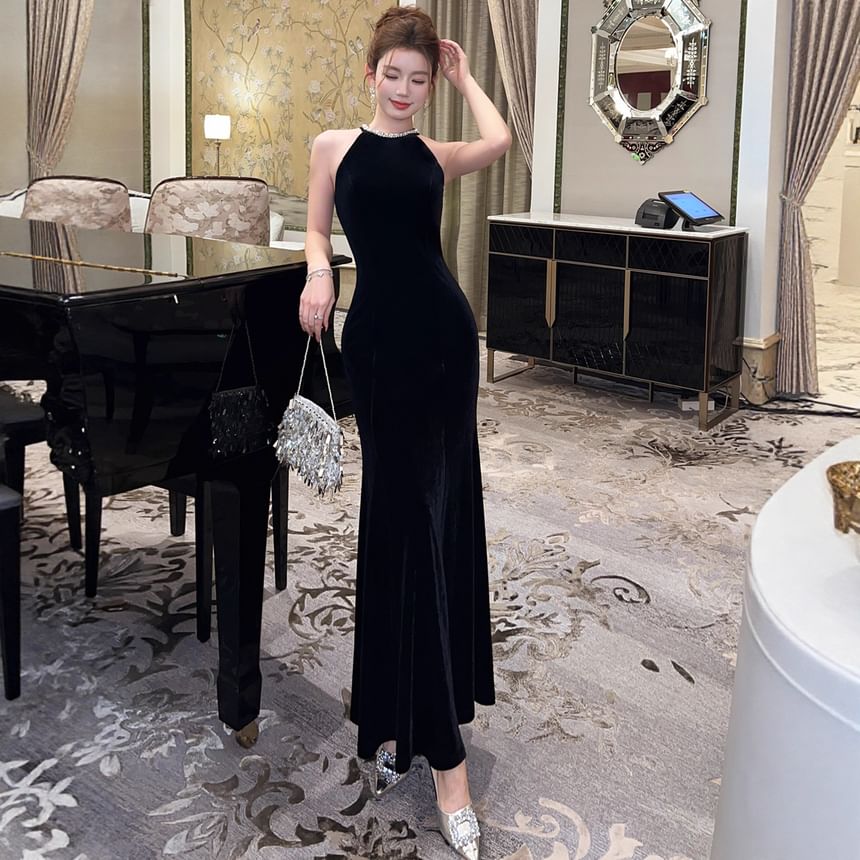 Halter-Neck Faux Pearl Trim Velvet Mermaid Evening Gown