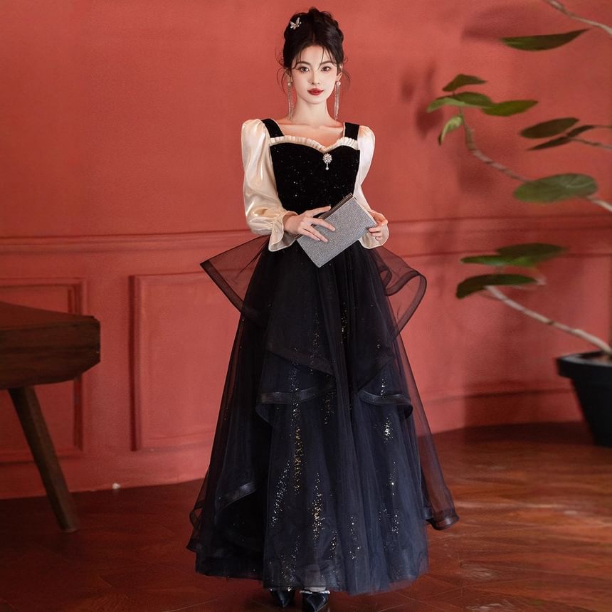 Puff-Sleeve Sweetheart-Neckline Glitter Mesh Ruffle A-Line Evening Gown