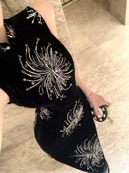 Sleeveless Mandarin Collar Rhinestone Maxi Qipao