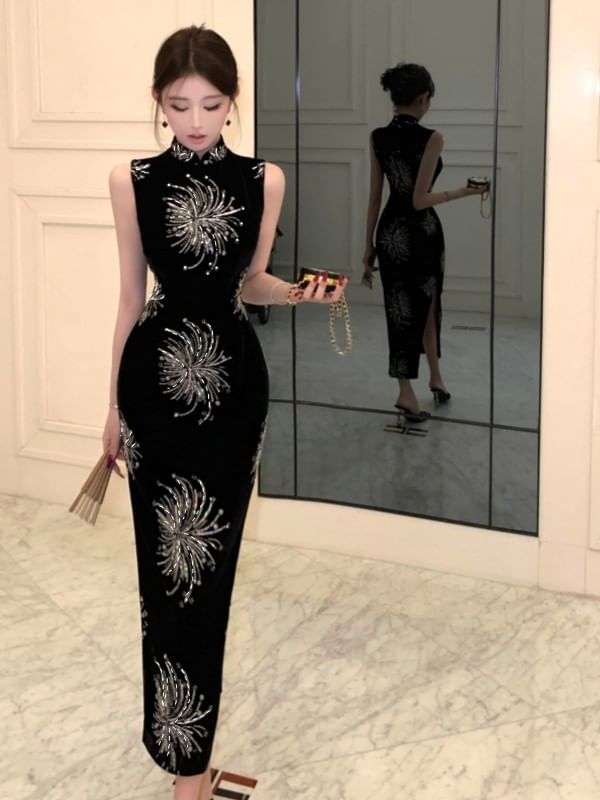 Sleeveless Mandarin Collar Rhinestone Maxi Qipao