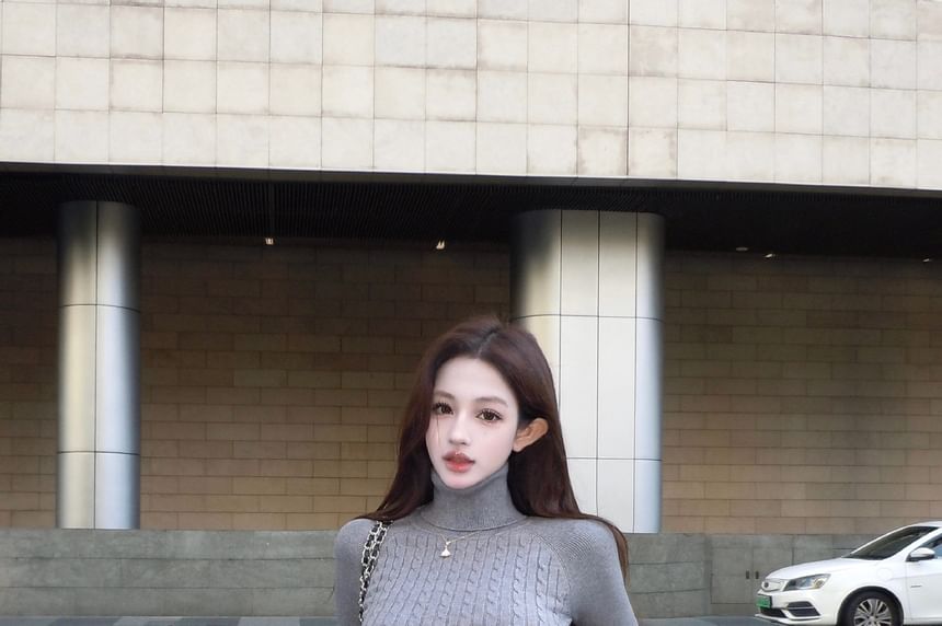 Turtleneck Cable Knit Sweater