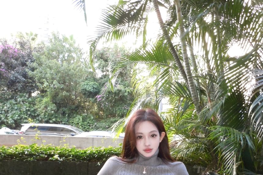 Turtleneck Cable Knit Sweater