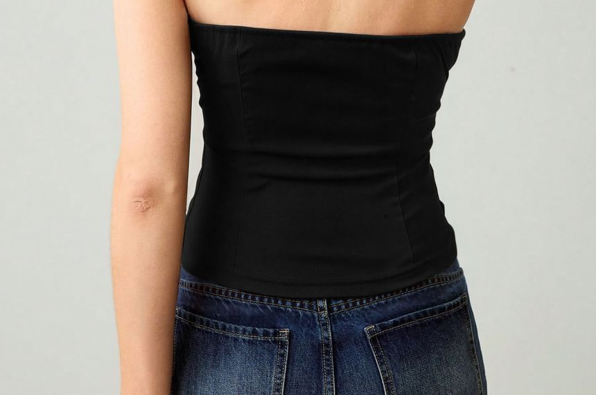 Slim-Fit Halter-Neck Minimalist Tank