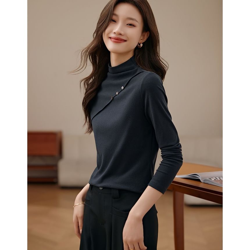 Cozy Mock-Neck Long-Sleeve Minimalist Tee