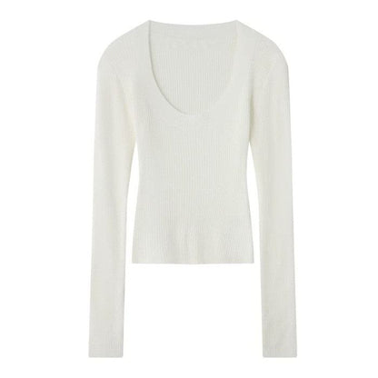 Classic Scoop-Neck Long-Sleeve Knit Top