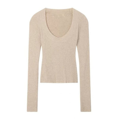 Classic Scoop-Neck Long-Sleeve Knit Top