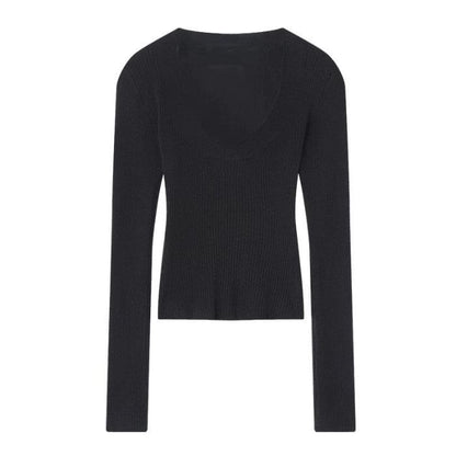 Classic Scoop-Neck Long-Sleeve Knit Top