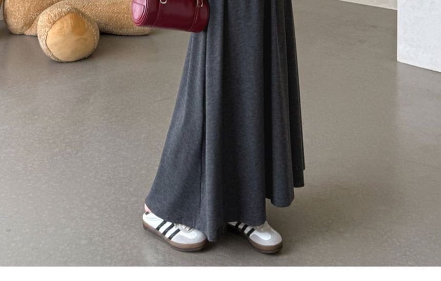 Maternity 3-Piece Set: Camisole, Cardigan & Maxi Skirt