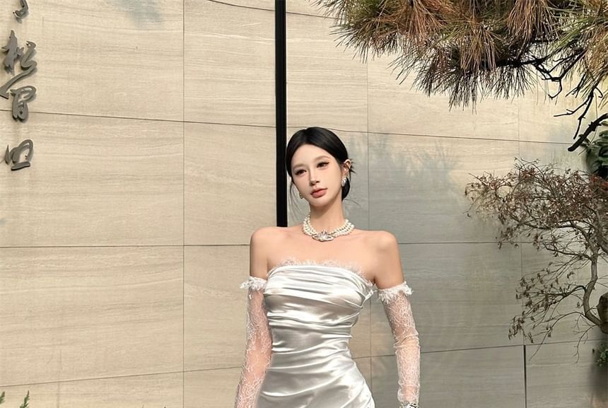 Off Shoulder Lace Panel Ruched Sheath Wedding Gown