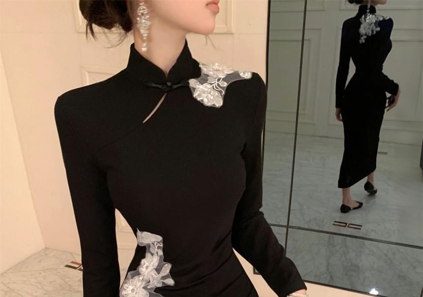 Long-Sleeve Stand Collar Floral Embroidered Slit Midi Sheath Qipao