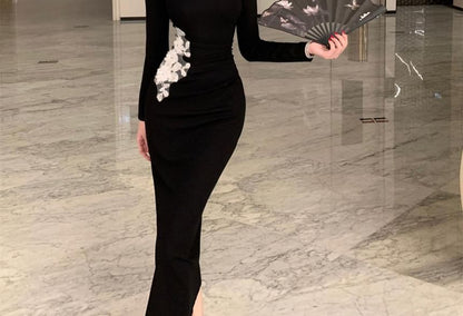 Long-Sleeve Stand Collar Floral Embroidered Slit Midi Sheath Qipao
