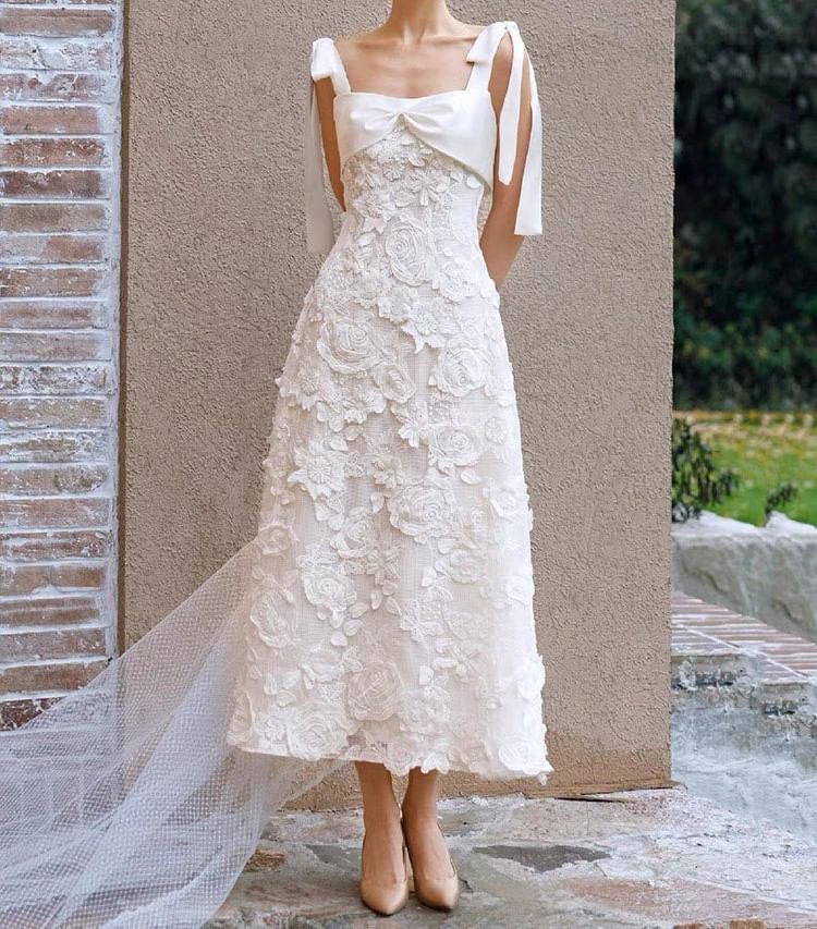 Tie-Shoulder Bow A-Line Lace Wedding Gown
