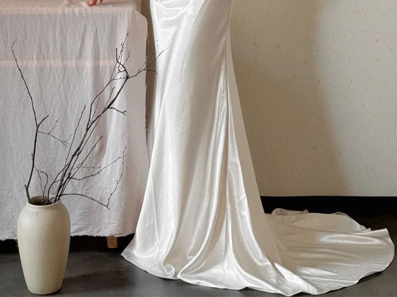 Off-Shoulder Long-Sleeve Lace Panel Shirred Mermaid Evening Gown