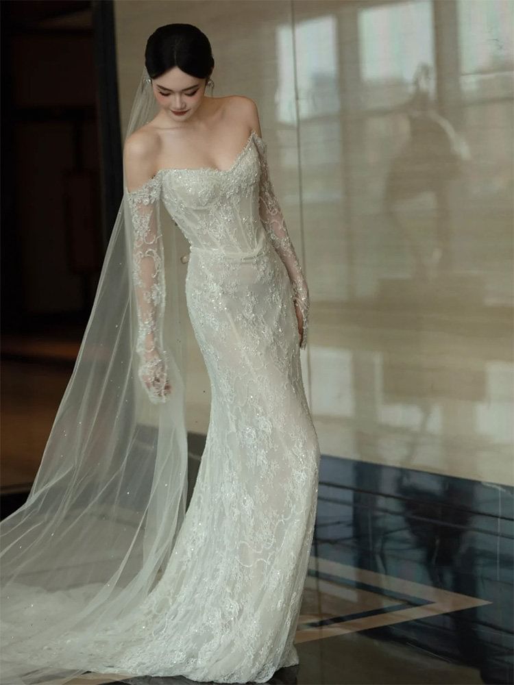 Off-Shoulder Long-Sleeve Mermaid Lace Wedding Gown