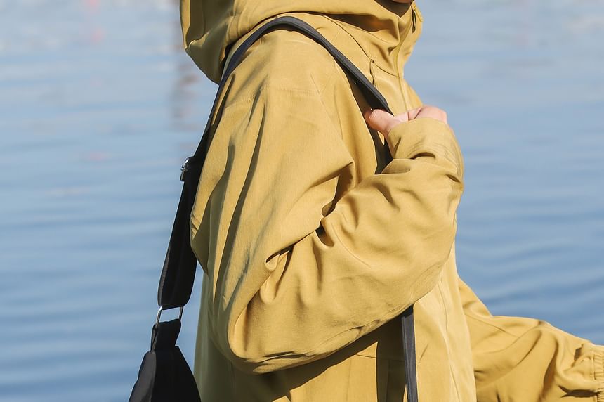 Plain Pocket Fabric Crossbody Bag
