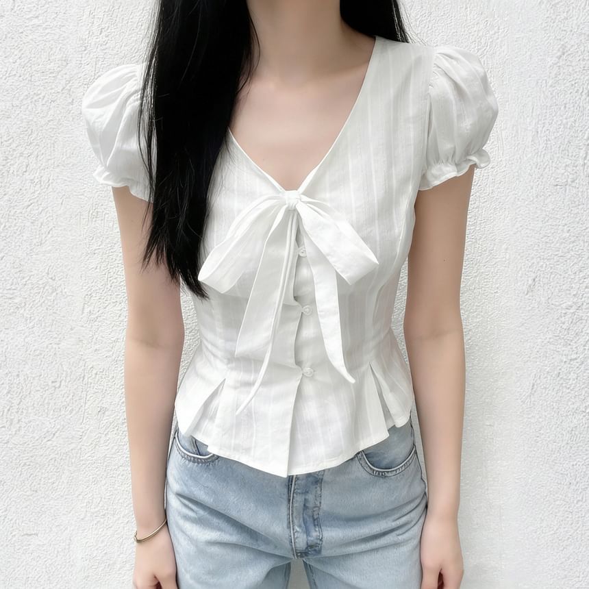 Chic Puff-Sleeve V-Neck Tie Front Plain Crop Blouse